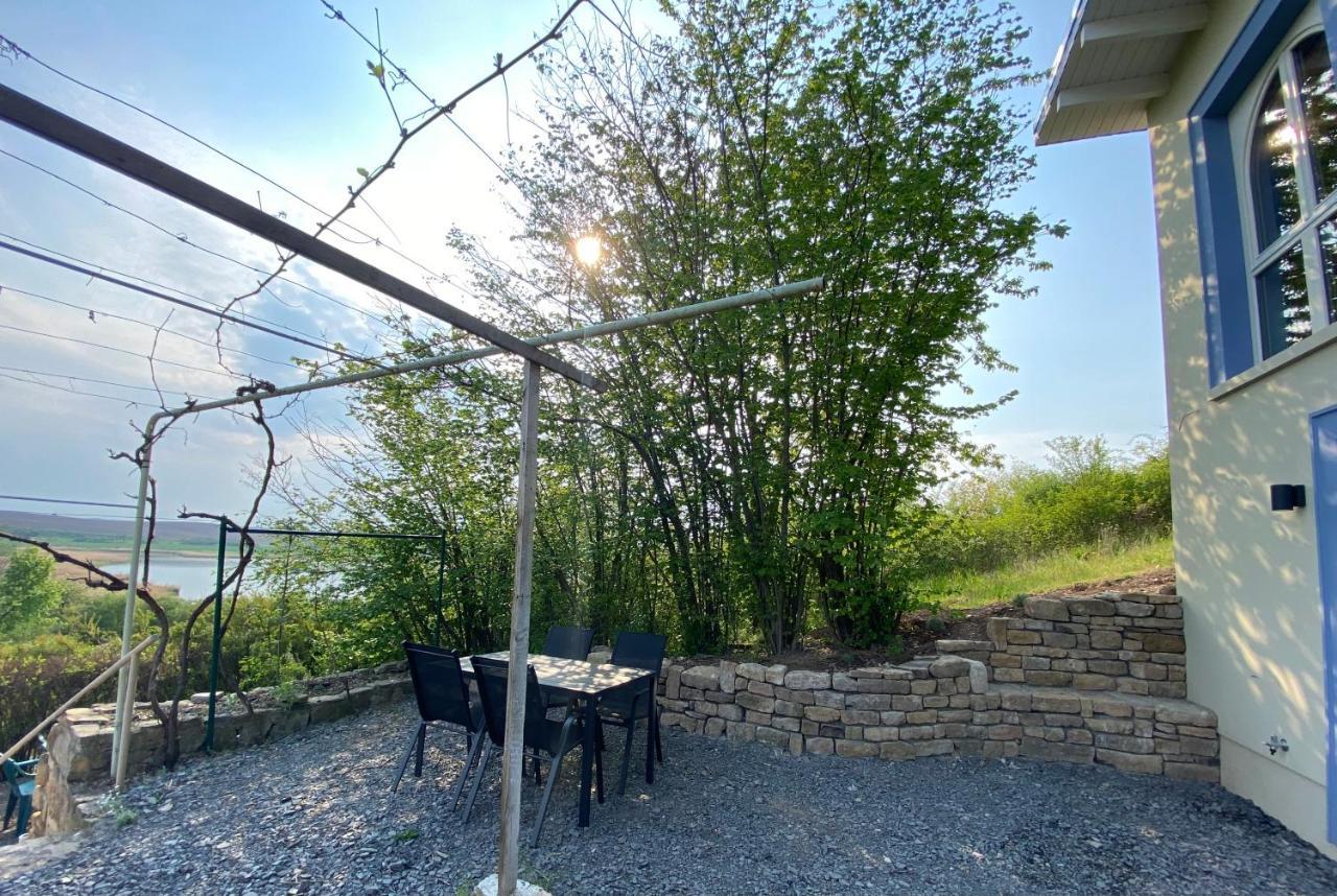 Weinbergshaus Mit Blick Auf'S Wasser Salzatal Esterno foto